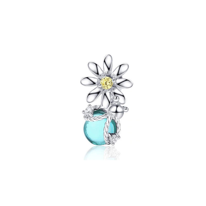 Charms kryształowa biedronka na kwiatku, srebro 925, cyrkonia sześcienna